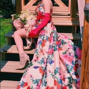 Dress with removable train
